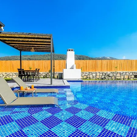 Sade 1 Secluded Large Pool Saribelen