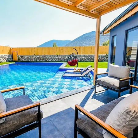Sade 1 Secluded Large Pool *