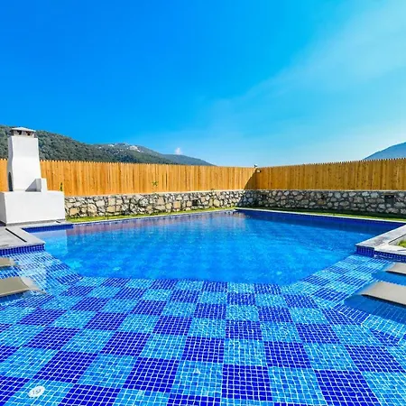 Sade 1 Secluded Large Pool Saribelen